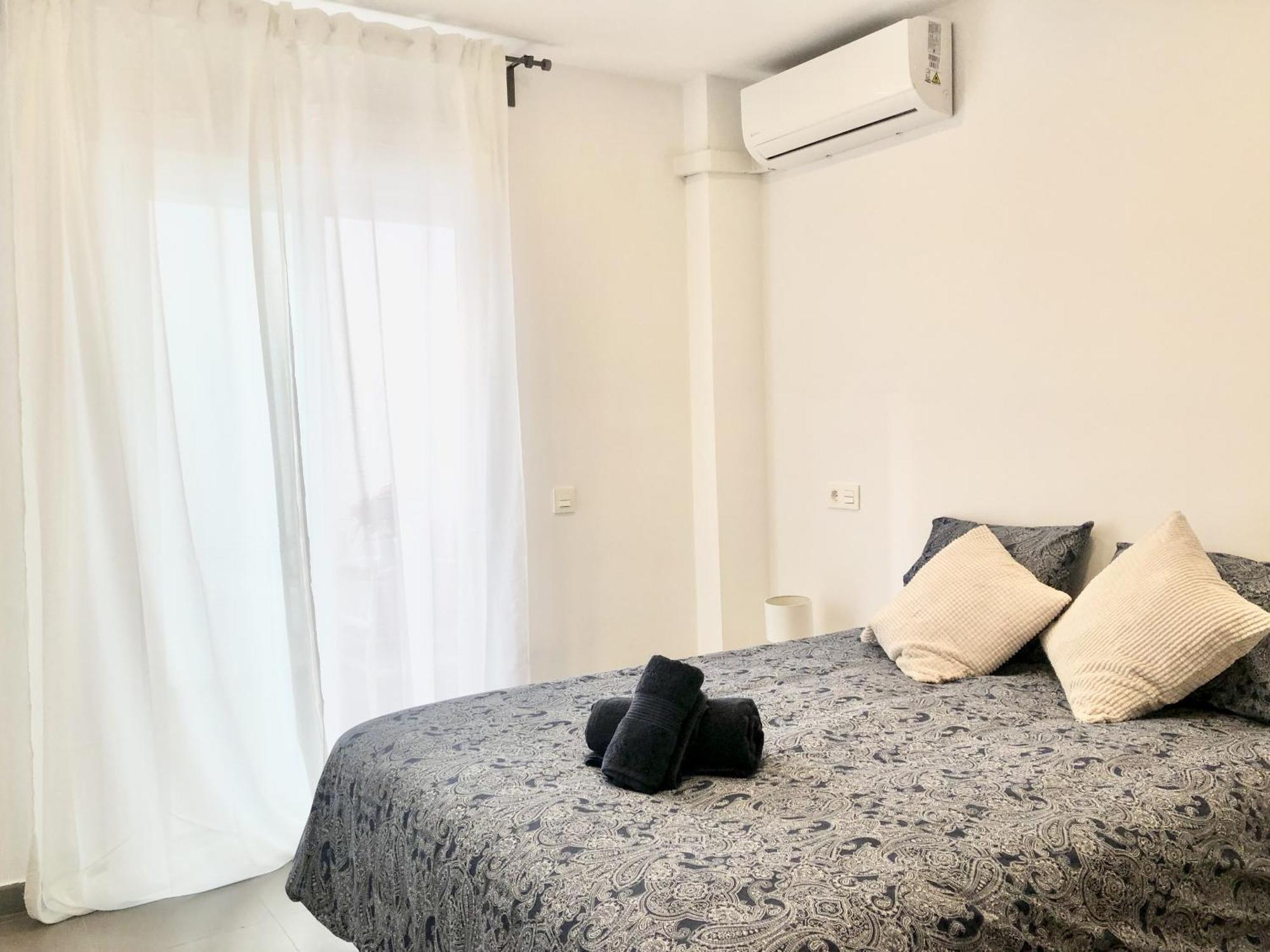 Apartamentos Varela 14 Малага Стая снимка